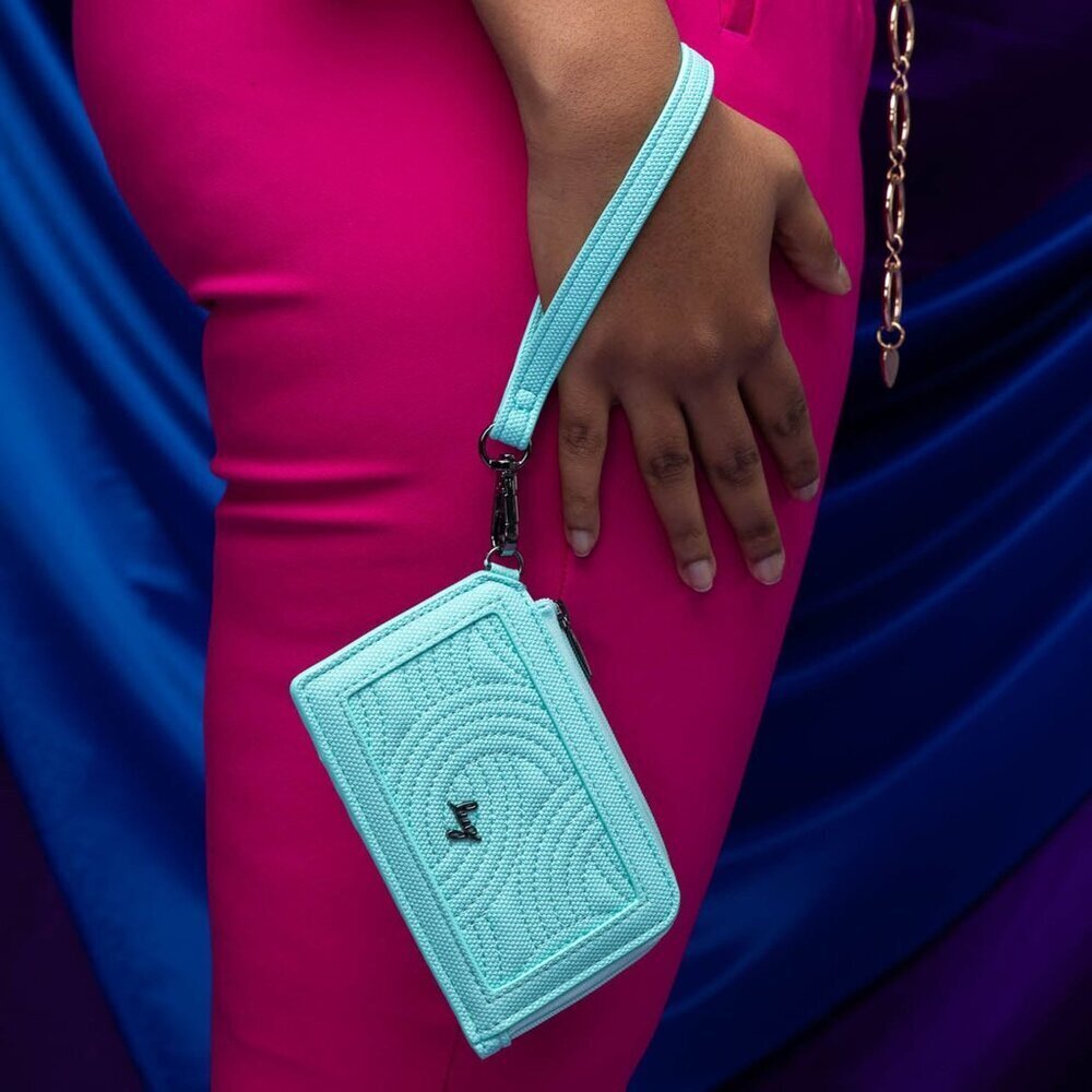LUG Twirl Matte Luxe VL (Vegan Leather) RFID Wristlet Wallet - Diamond Silver - Picture 9 of 9
